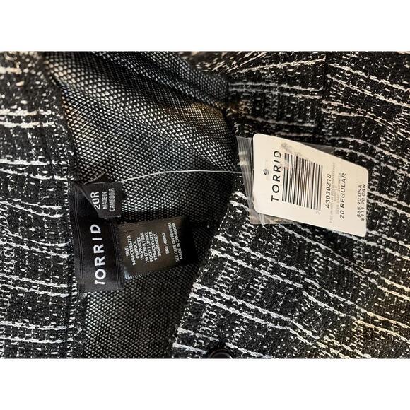 NEW Torrid Pull On Wide Leg Boucle High Rise Pant Black and White Tweed Size 20R - Picture 5 of 6